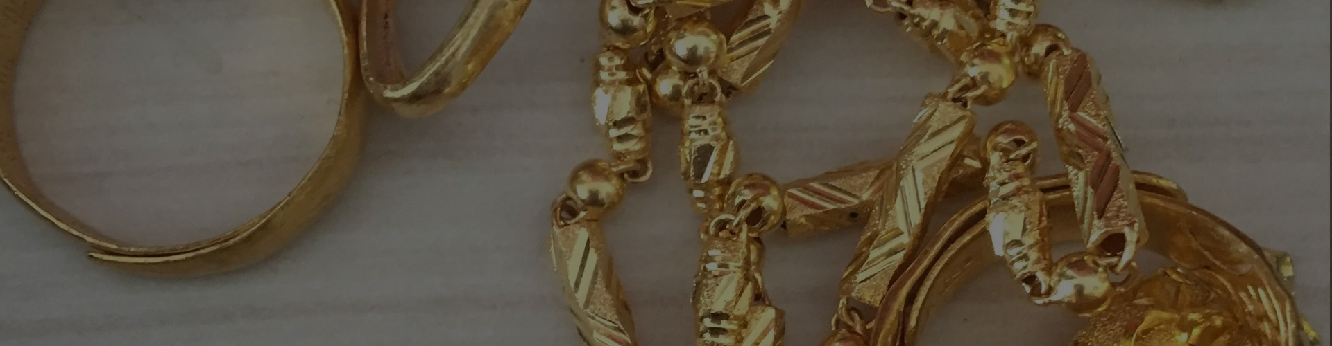 經(jīng)驗豐富，擁有兩萬個小時的廢料回收經(jīng)驗